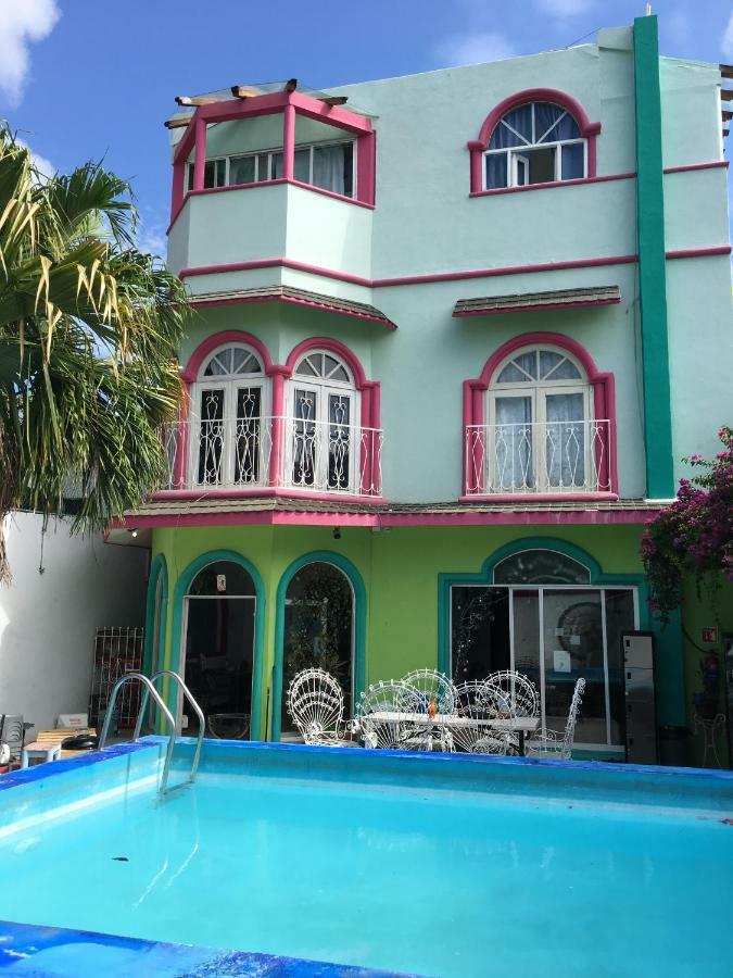 Hostel Quetzal Cancun Exterior photo